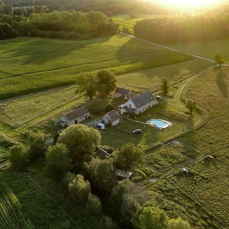 Gite Familial La Tabarderie Courcelles-de-Touraine Bagian luar foto